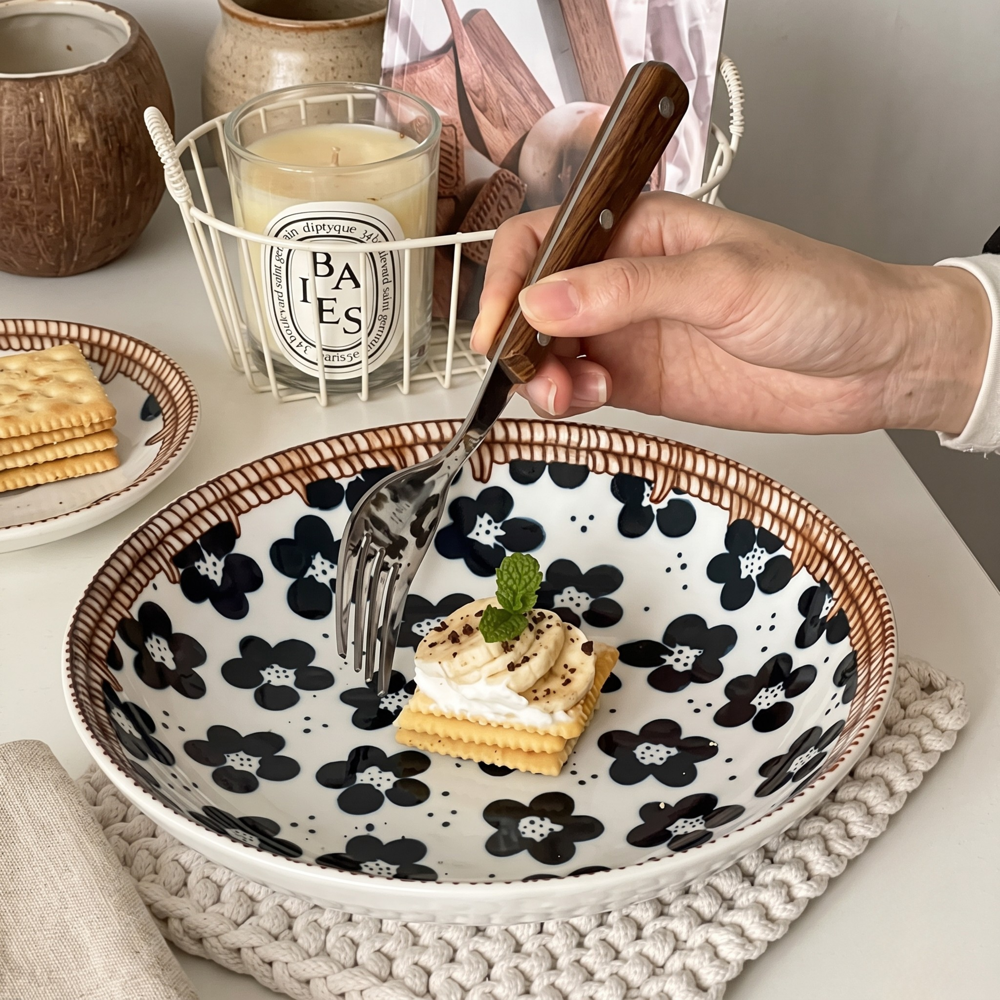Elegant Ceramic Pasta & Dinner Plate | 25cm Multicolor Design